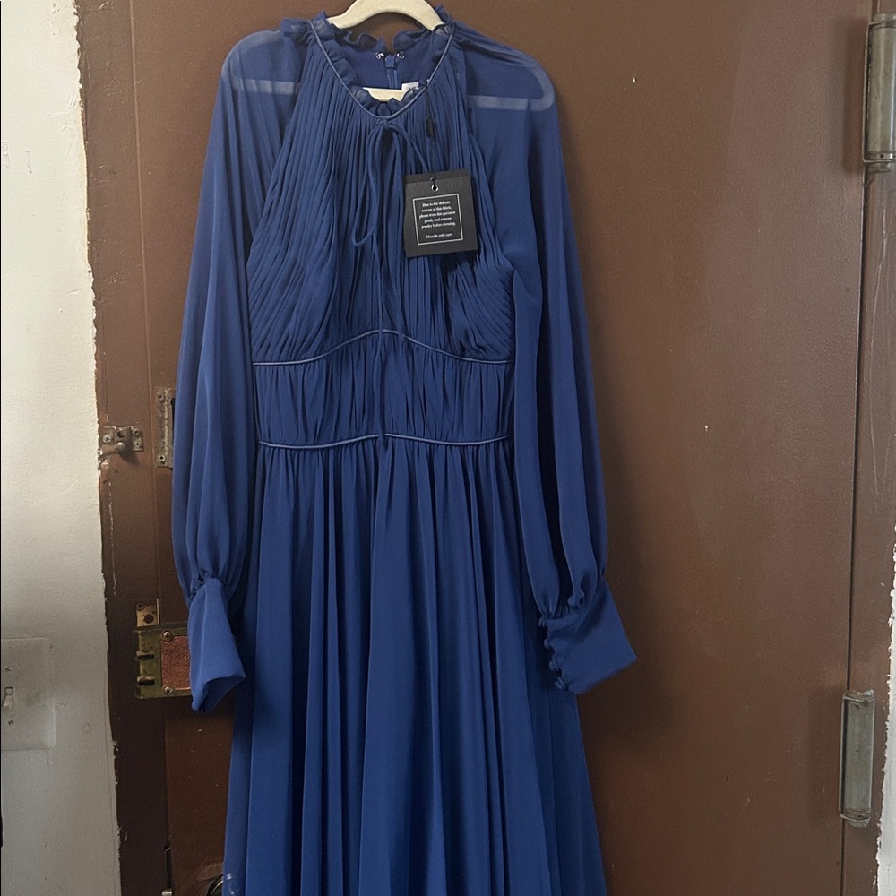 NWT Elegant Ieena Mac Duggal Long Chiffon Gown with Sleeves Dress - size 2 - Picture 3 of 4